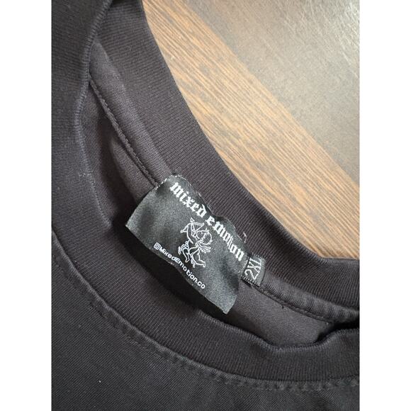 Mixed Emotion Cropped "Trapped" Tee Men's Streetwear High-Quality Boxy Fit Black - Picture 4 of 8